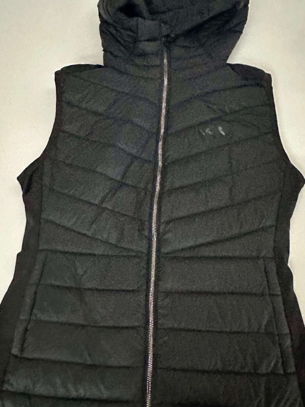 Black puffer hoodie -women’s KARI GRAN- size M